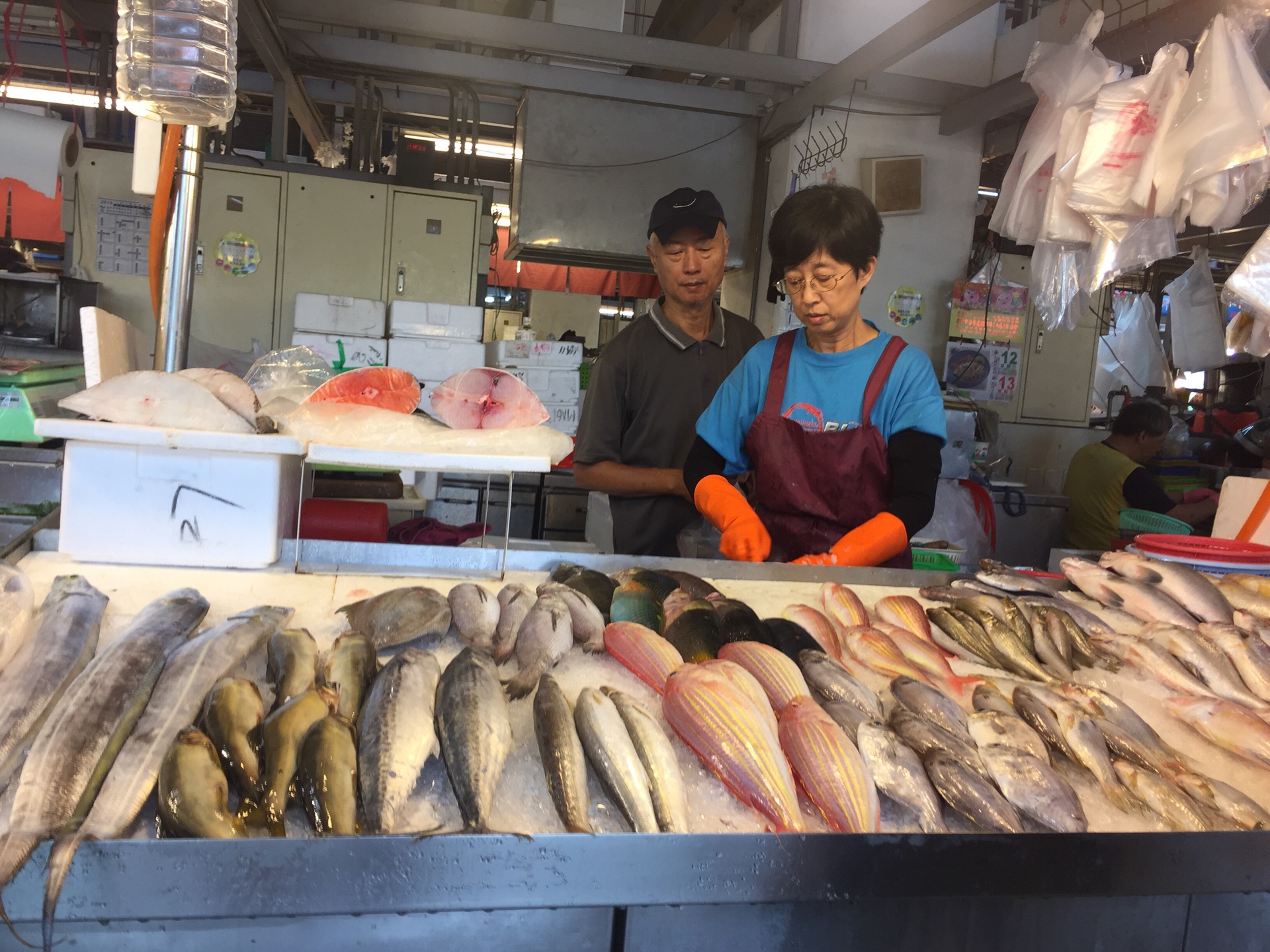 每日攤位新鮮魚貨